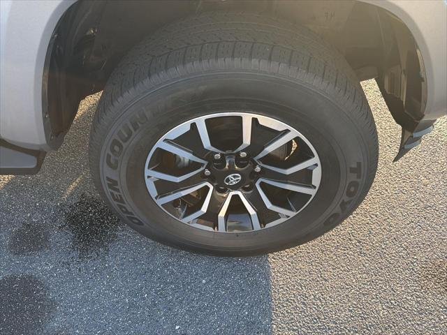 Certified Used 2021 SILVER SKY METALLIC Toyota  image 38