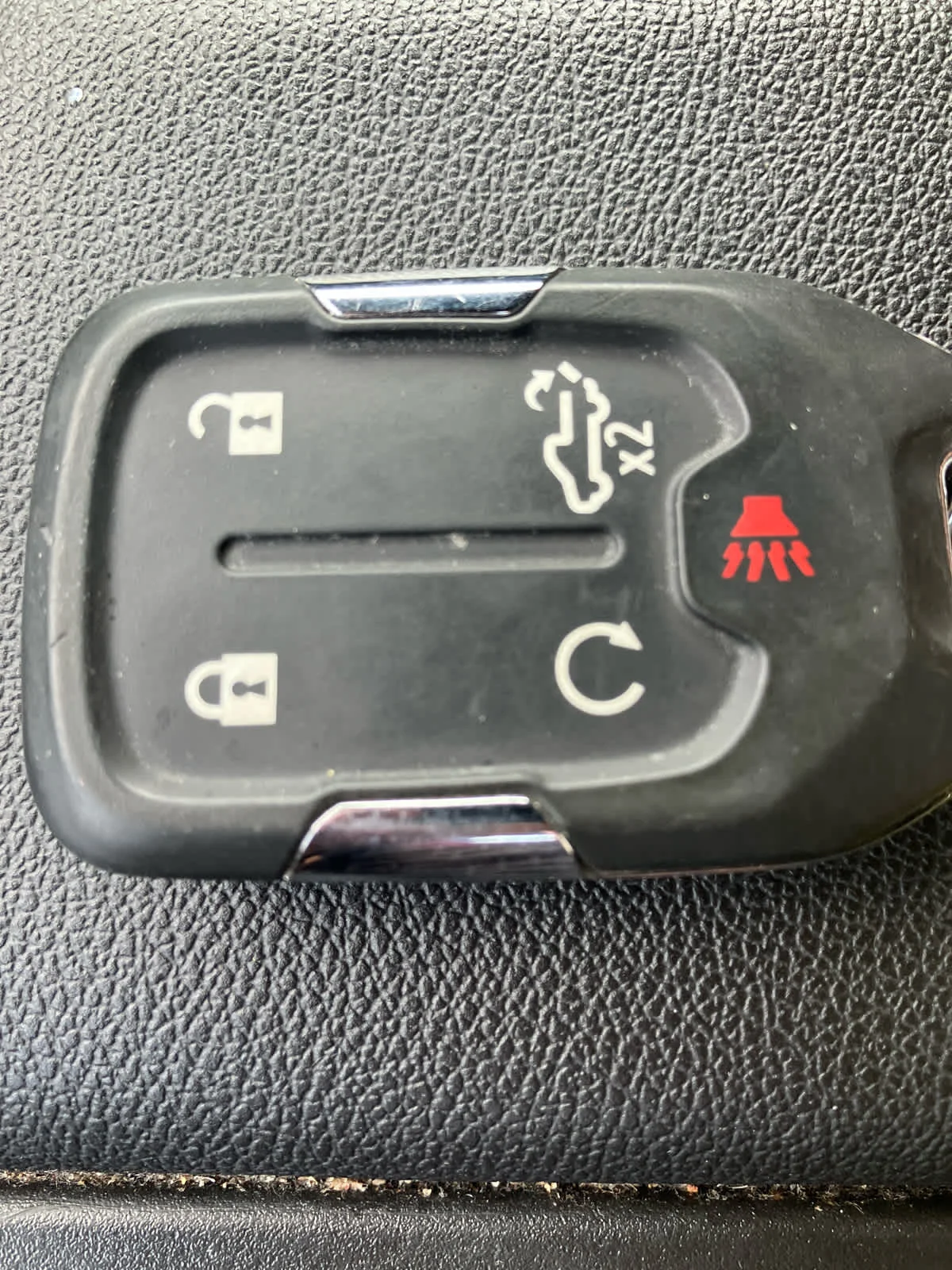 Used 2019 Cajun Red Tintcoat Chevrolet LT image 33