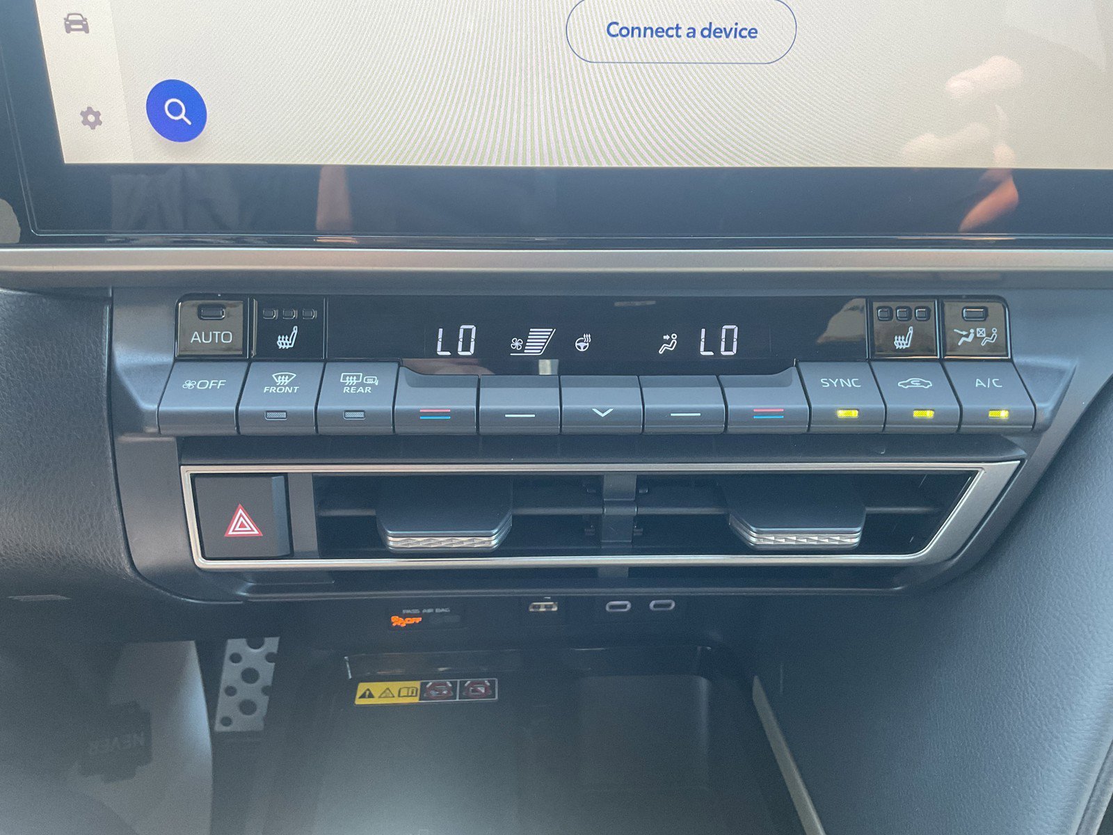 2026 Toyota Camry XSE - Photo 25