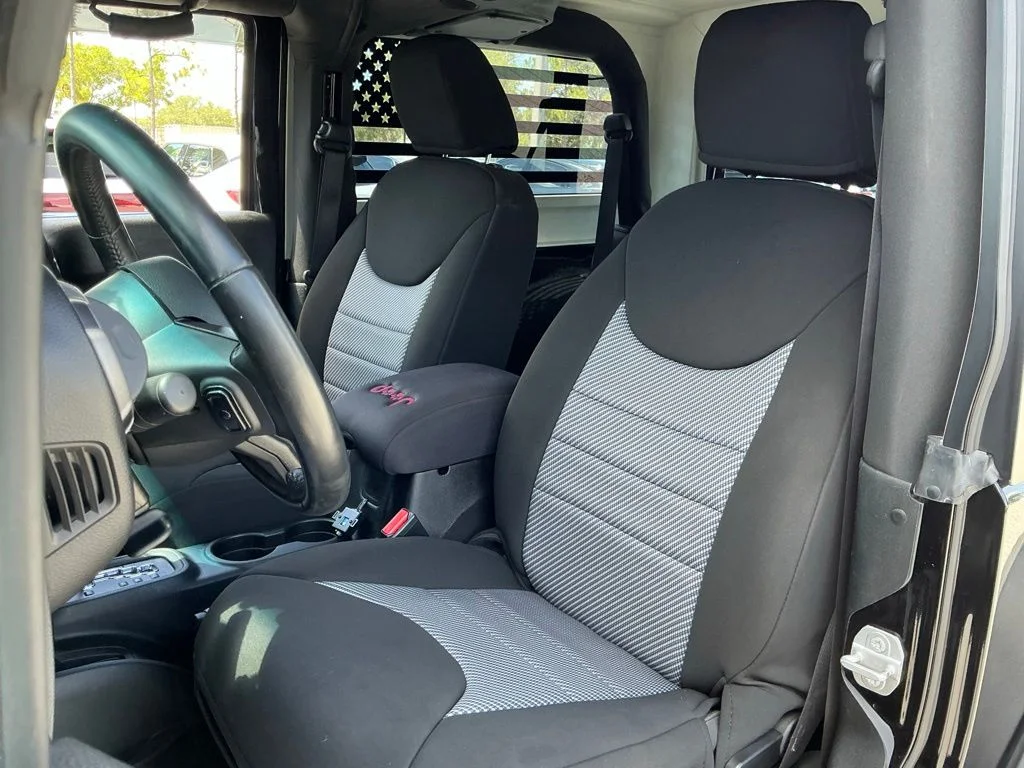 Used 2017 Black Jeep Sport image 39