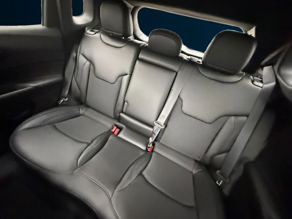 New 2026 Red Jeep Latitude image 16