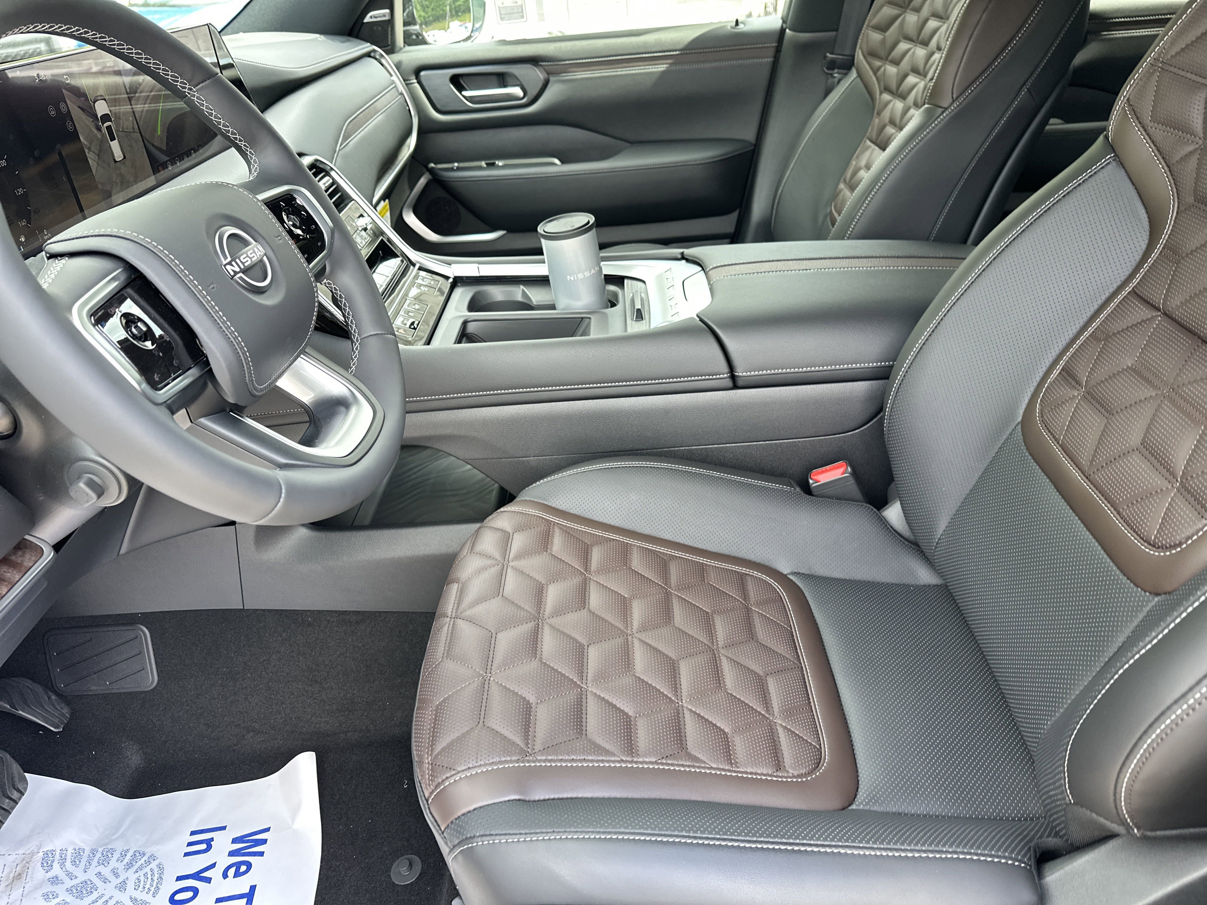 2025 Nissan Armada Platinum Reserve - Photo 10