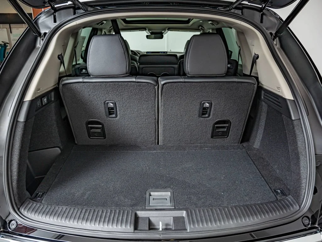 New 2026 Majestic Black Pearl Acura SH-AWD image 41
