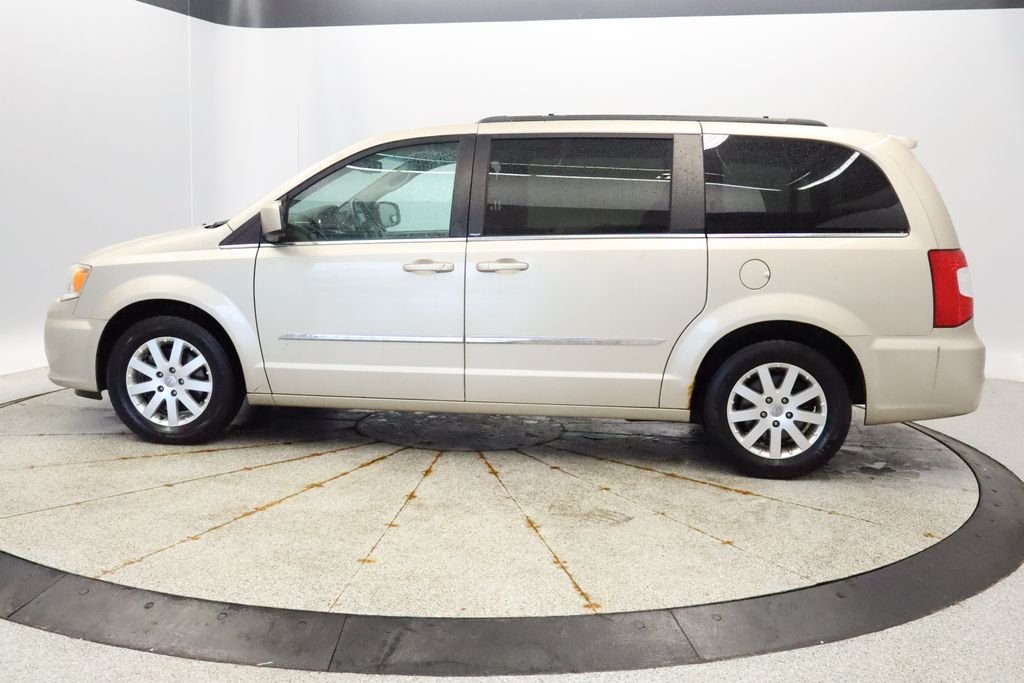 Used 2014 Chrysler Town & Country Touring with VIN 2C4RC1BG5ER304162 for sale in Coon Rapids, Minnesota
