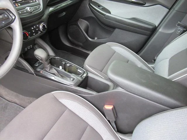 Used 2023 Gray Chevrolet LT image 15