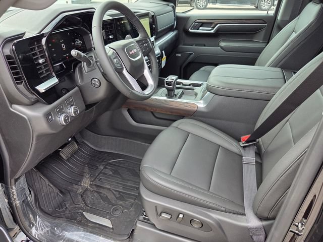 2026 GMC Sierra 1500 SLT - Photo 6