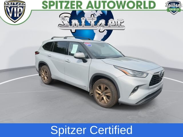 Used 2022 Gray Toyota Bronze Edition image 2