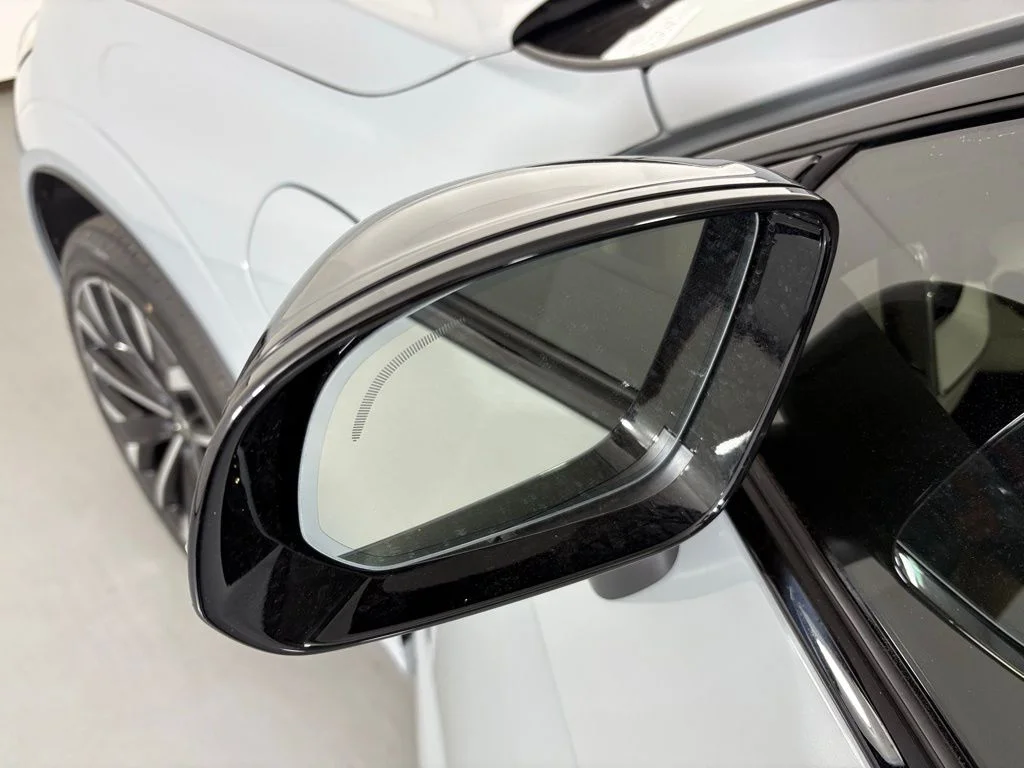 New 2026 Vapour Grey Volvo Ultra image 13