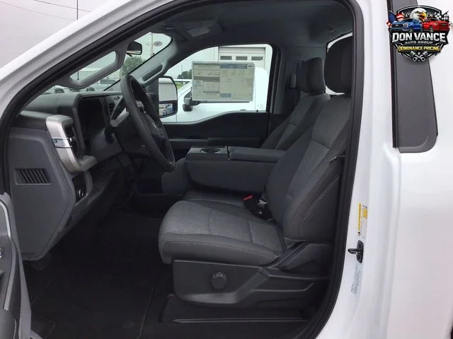 New 2026 Oxford White Ford F-250® XL image 4