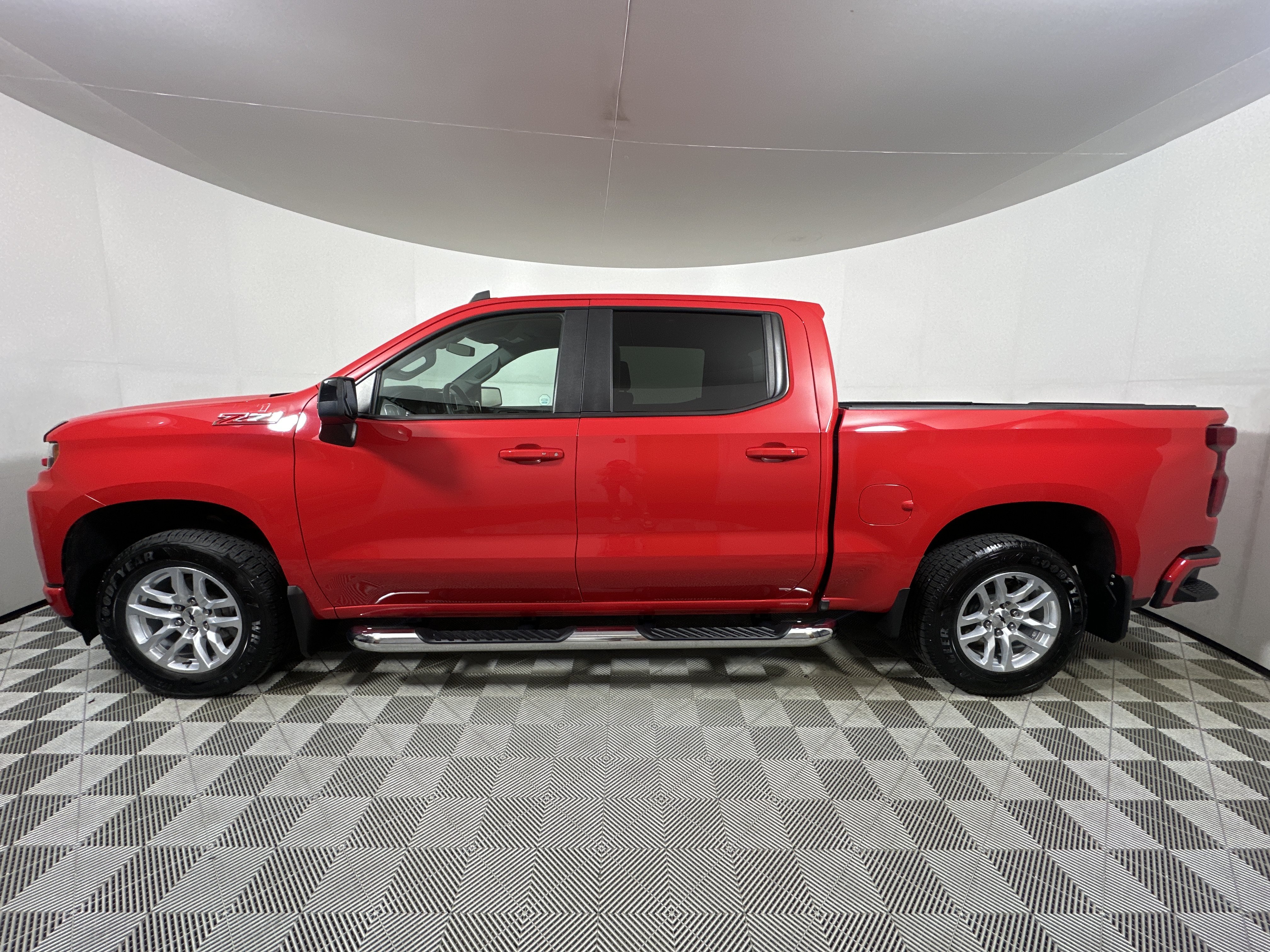 Used 2019 Red Hot Chevrolet RST image 4