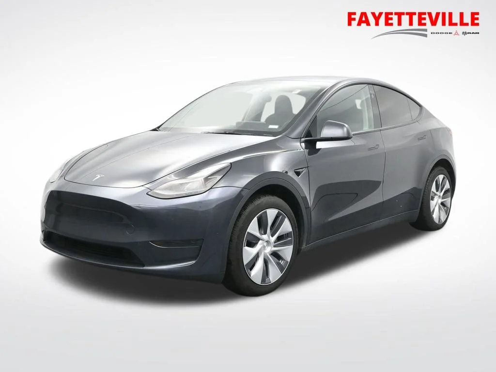2024 Tesla Model Y Long Range Rear Wheel Drive's photo