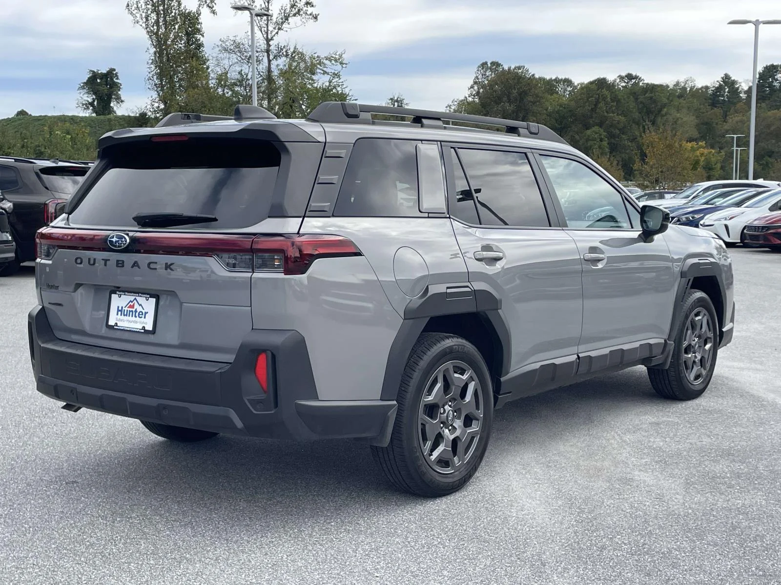 Used 2026 River Rock Pearl Subaru Premium image 27