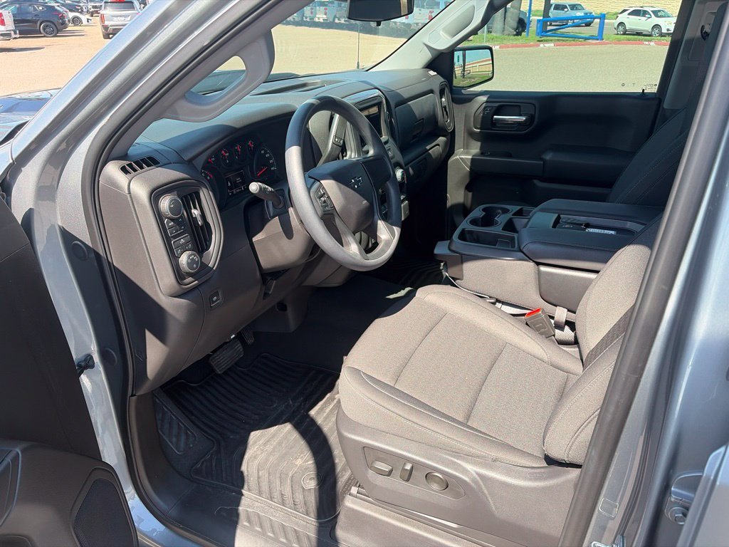 Used 2025 Sterling Gray Metallic Chevrolet Custom Trail Boss image 9