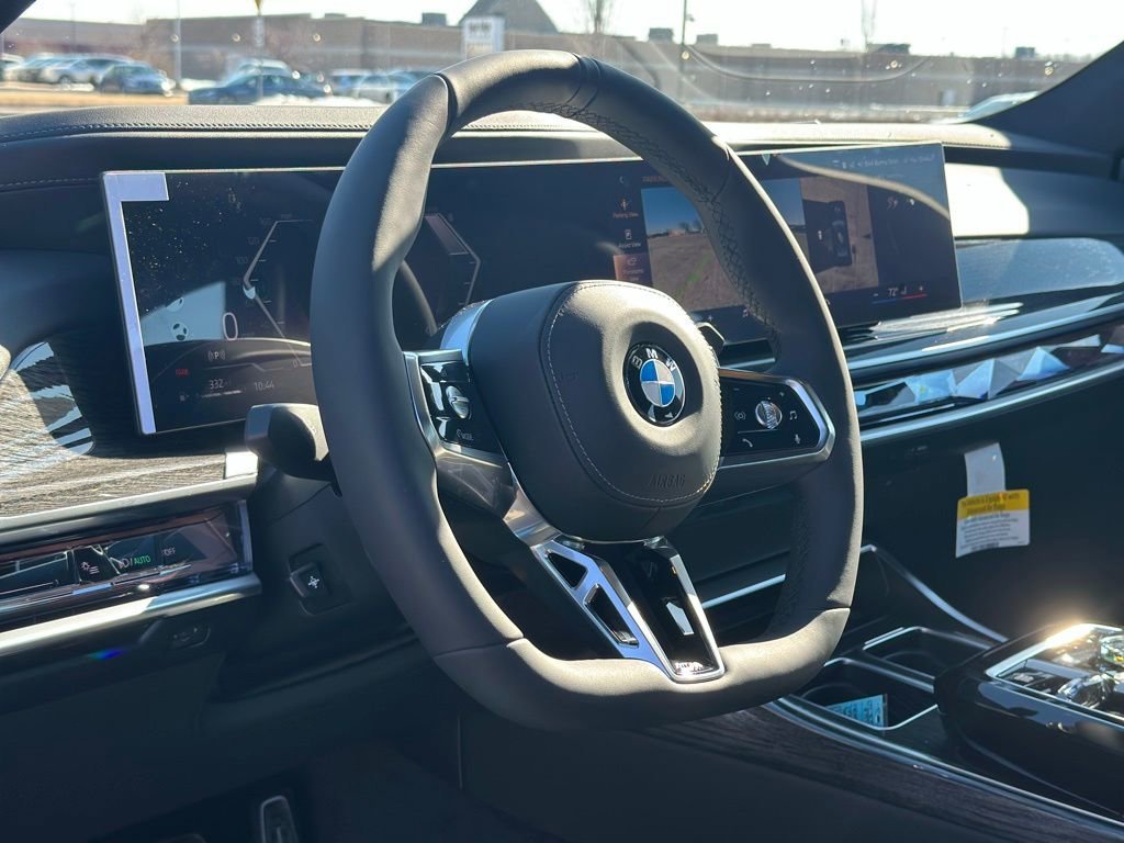 New 2026 Tanzanite Blue II Metallic BMW 760i xDrive image 17