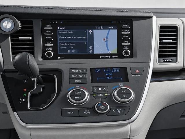 Certified Used 2020 PARISIAN NIGHT PEARL Toyota  image 10
