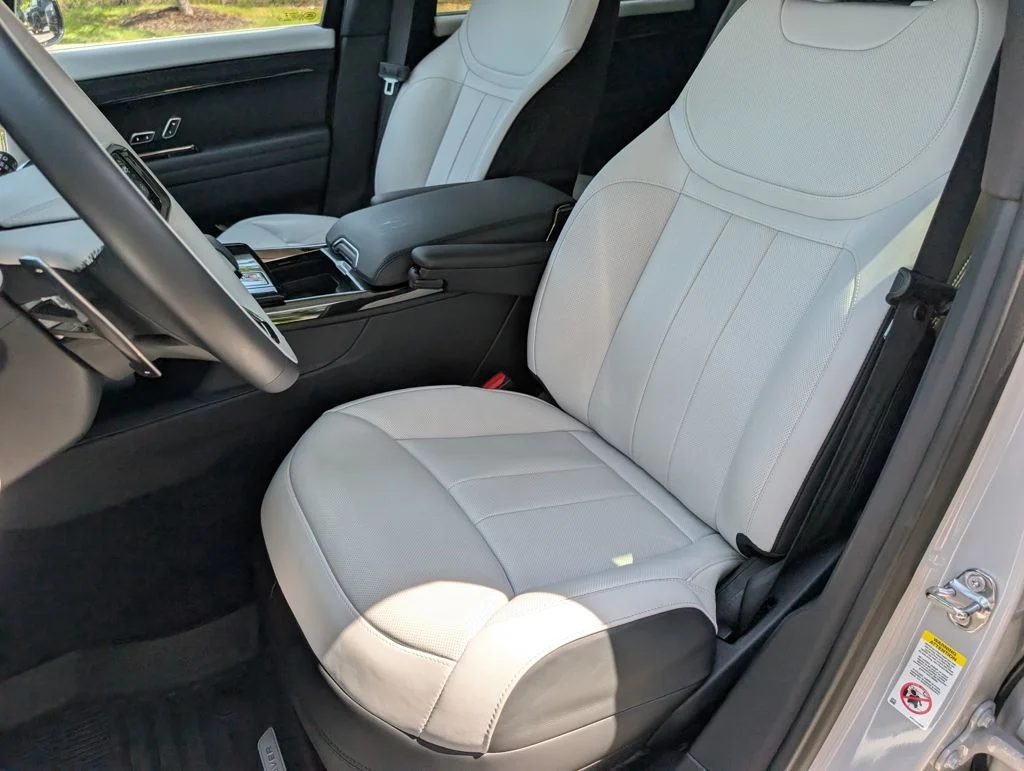 Certified Used 2024 Gray Land Rover Dynamic SE image 5