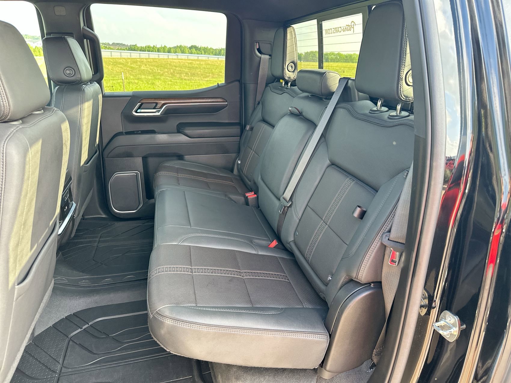 Used 2023 Black Chevrolet High Country image 22