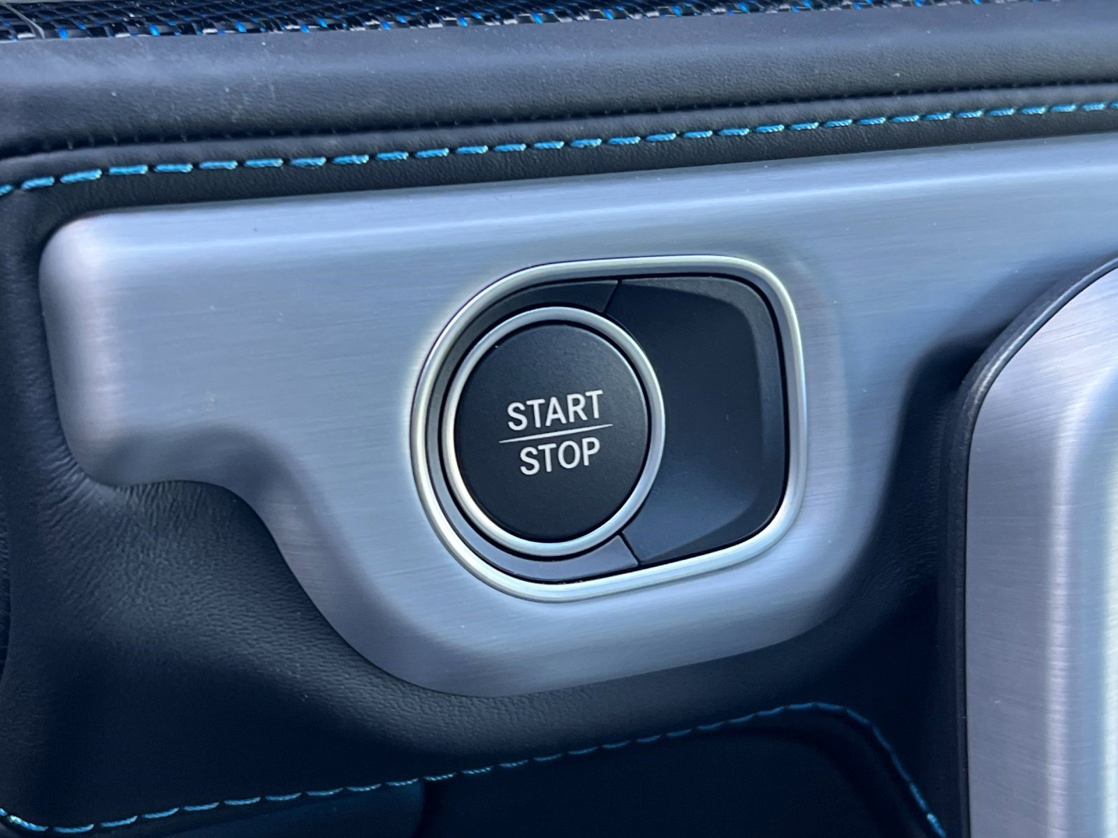 2025 Mercedes-Benz G-Class G580 - Photo 22