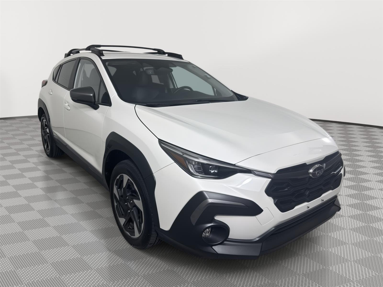 Used 2024 Crystal White Pearl Subaru Limited image 1