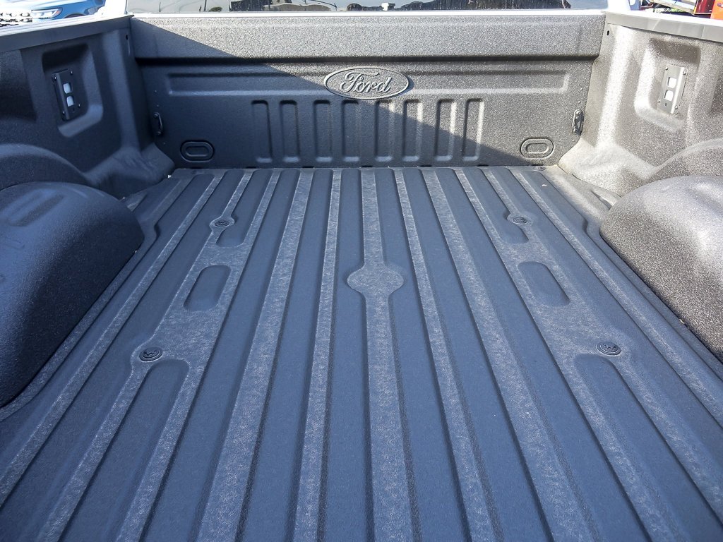 New 2026 Avalanche Ford LARIAT image 33