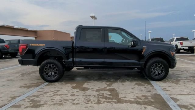 New 2026 Agate Black Metallic Ford Tremor® image 98