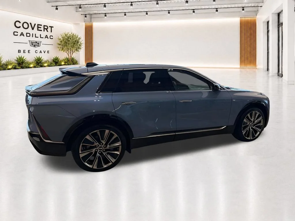 2027 Cadillac LYRIQ Signature Luxury - Photo 15