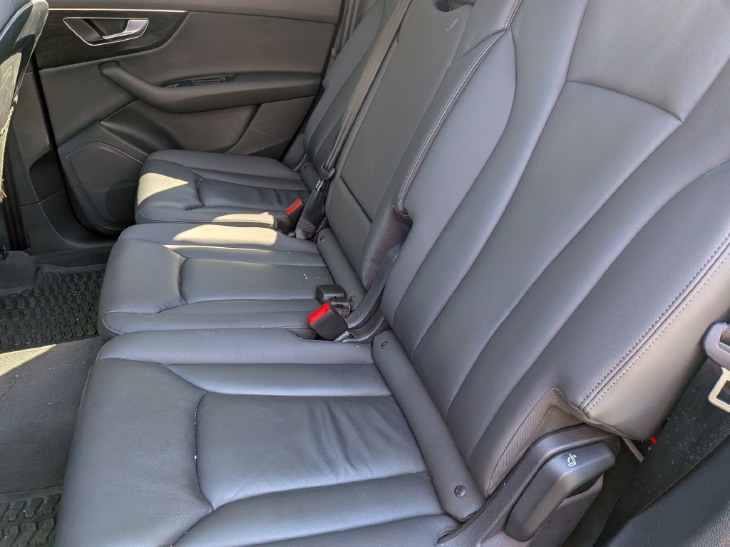 Used 2023  Audi 45 Premium image 28