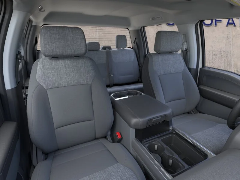 New 2026 Oxford White Ford F-250® XLT image 32