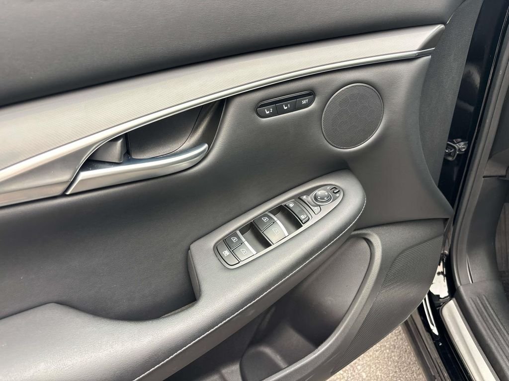 Certified Used 2025 Black INFINITI LUXE image 11