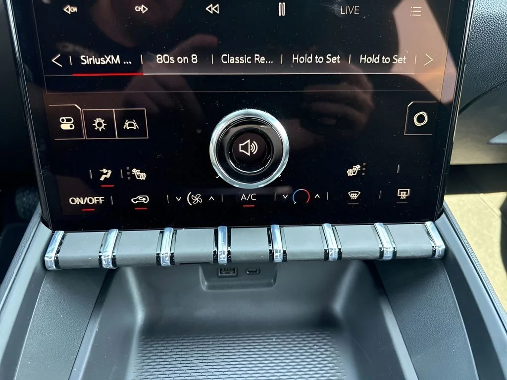 New 2026 Summit White GMC Elevation image 18
