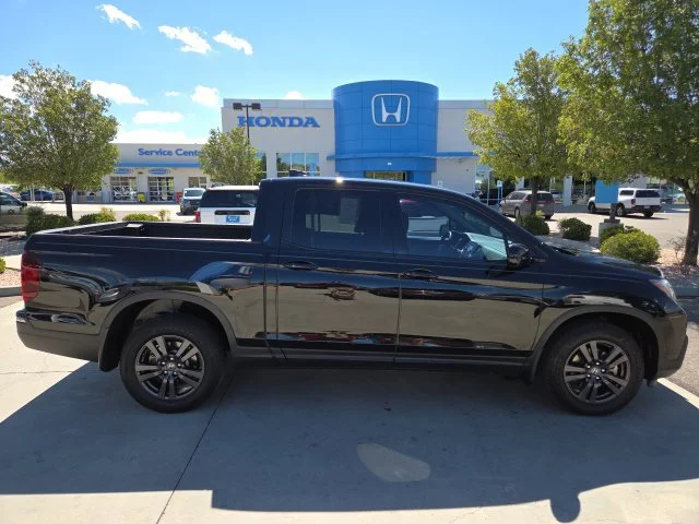 Used 2019  Honda Sport image 4