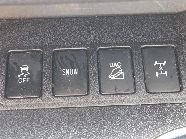 Certified Used 2018 BLIZZARD PEARL Toyota  image 11