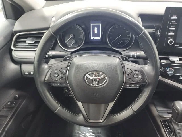 Used 2024 Ice Cap Toyota SE image 24