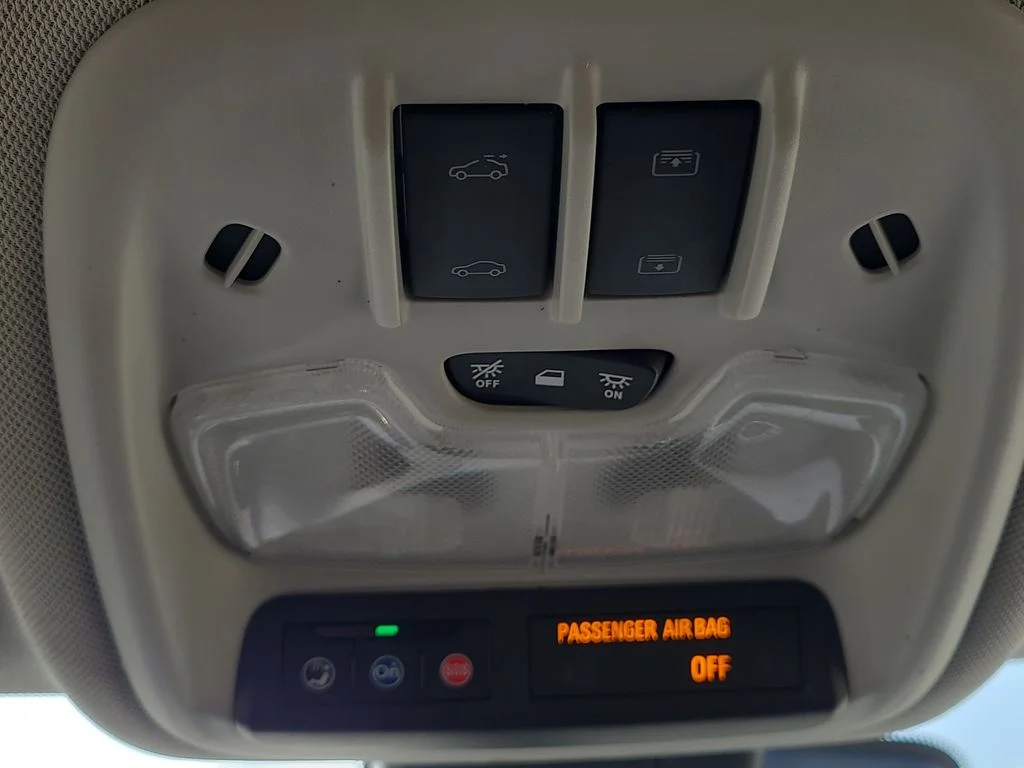 Used 2023 White Chevrolet Premier image 30