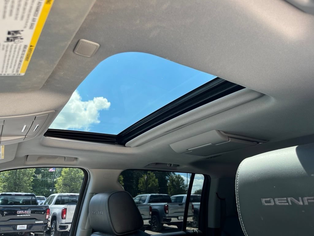 Used 2018 Onyx Black GMC Denali image 20