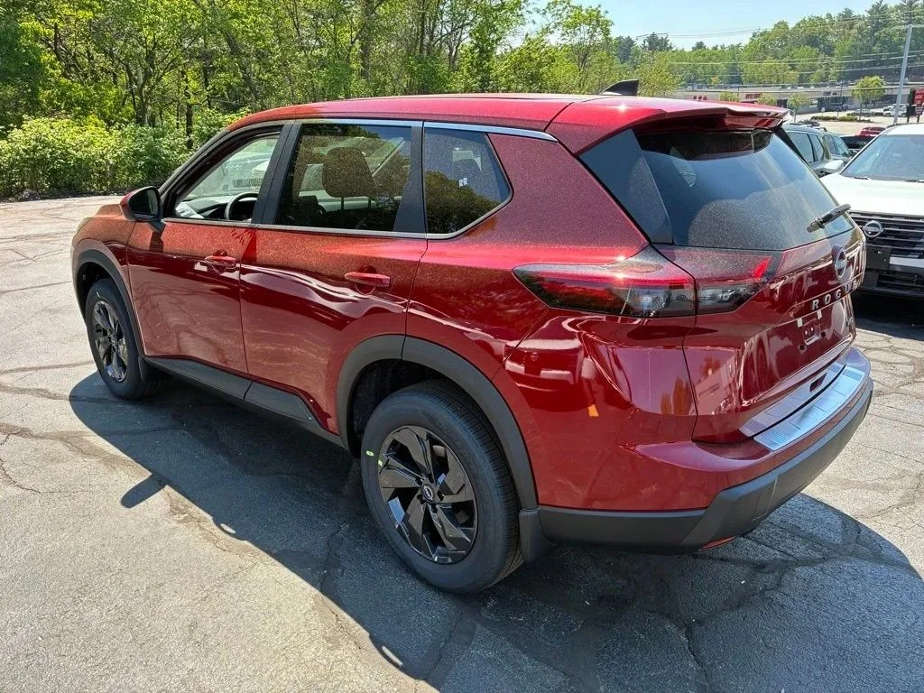 Used 2025 Red Nissan SV image 3