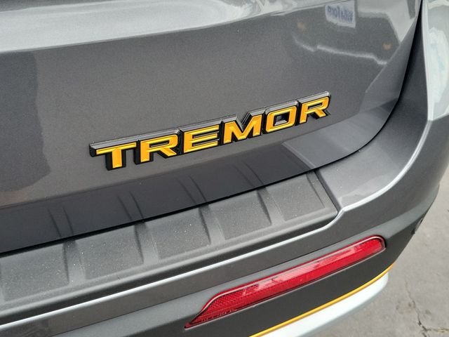 New 2026 Carbonized Gray Metallic Ford Tremor® image 23