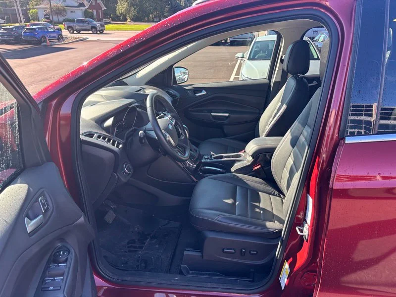 Used 2016 Orange Ford Titanium image 9