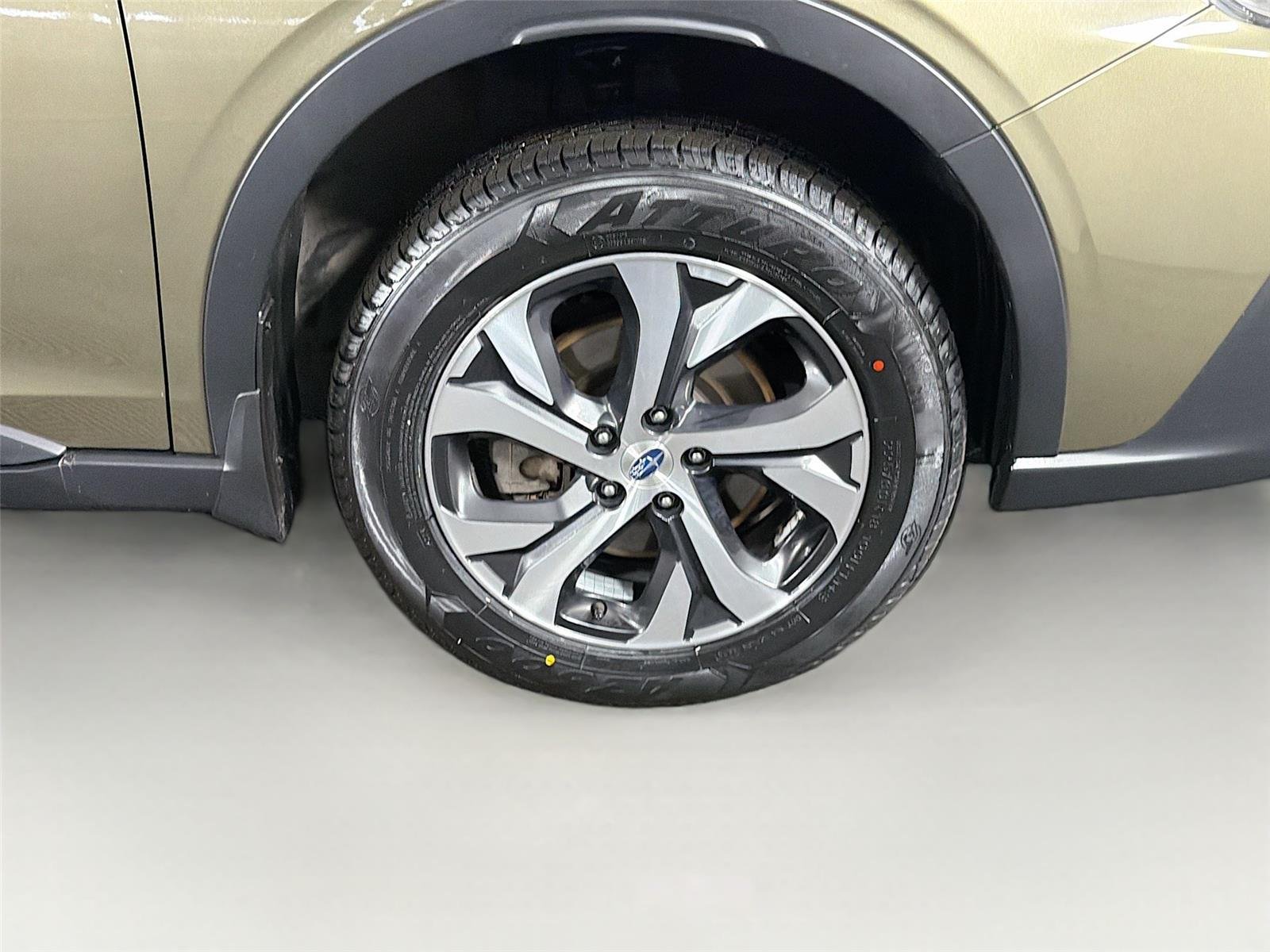 Used 2021 GREEN SUBARU  image 36