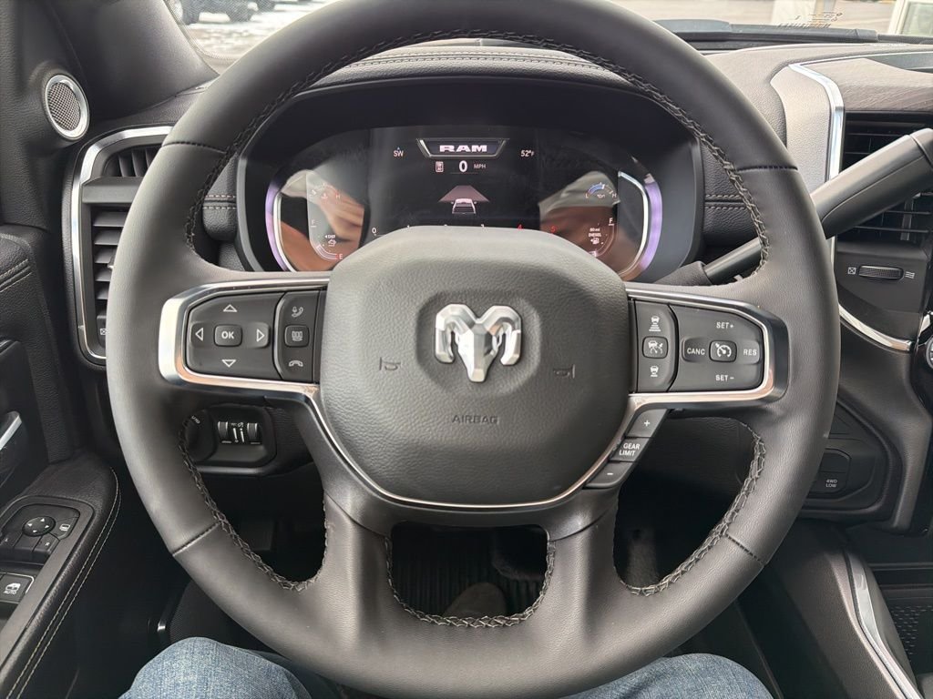 2026 RAM 3500 Chassis Big Horn - Photo 18