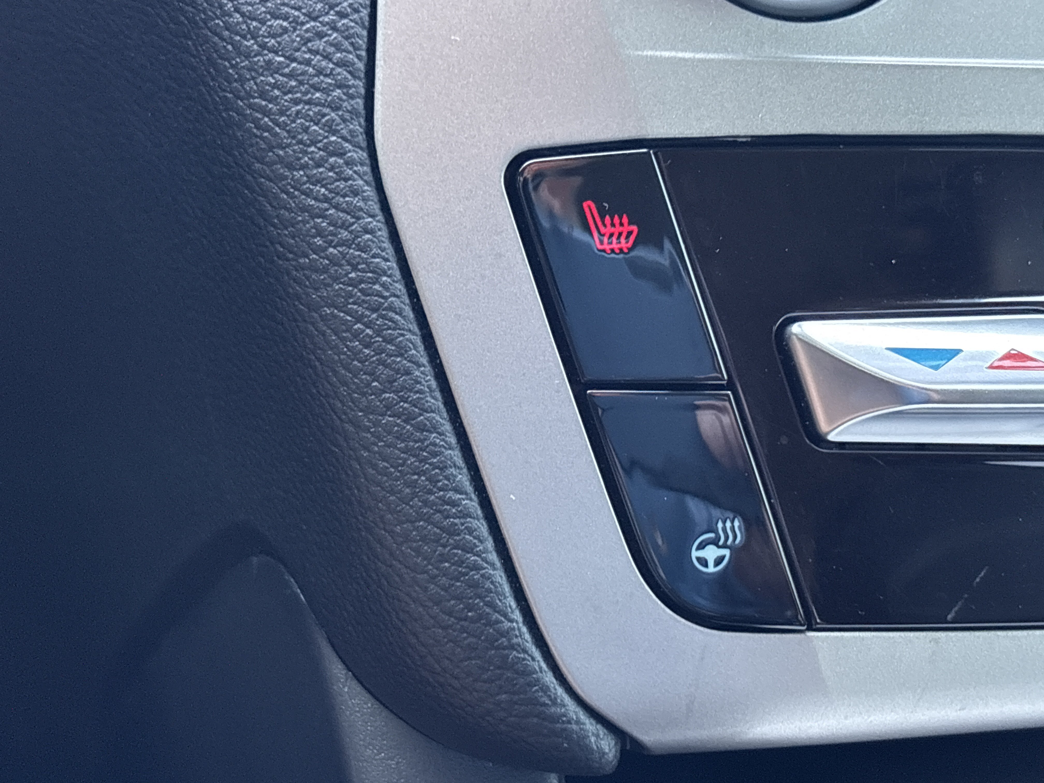 Used 2022 Blue Ford XLT image 34