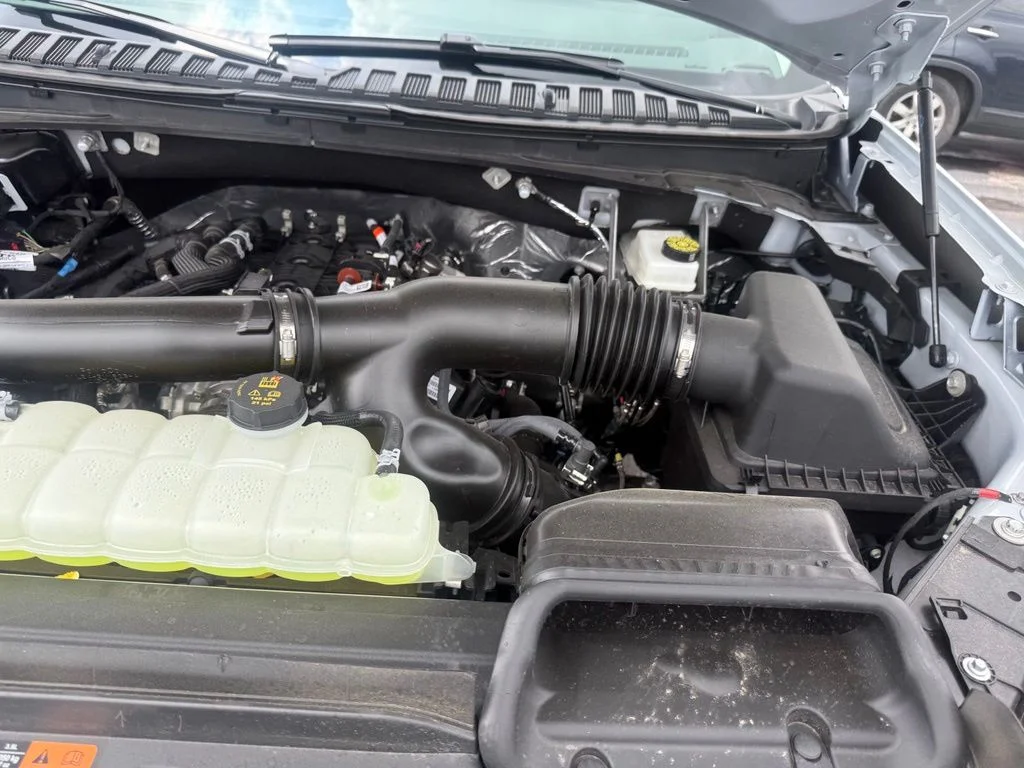 New 2026 Space Silver Metallic Ford MAX Active image 70