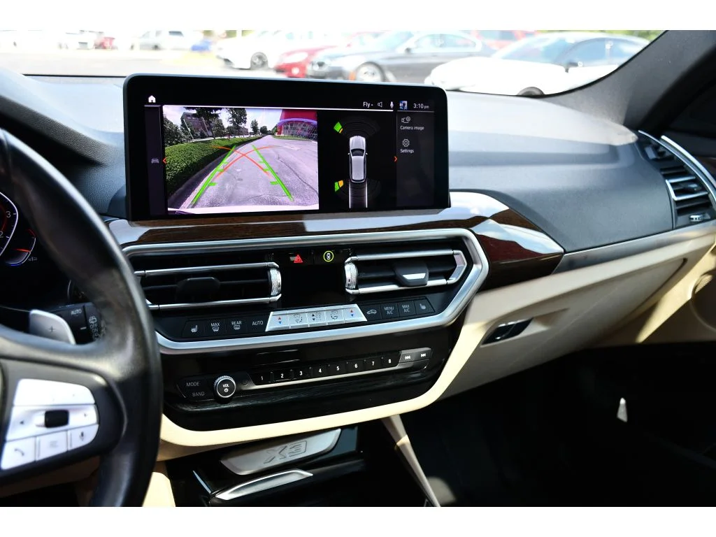 Used 2022 Alpine White BMW xDrive30i image 21