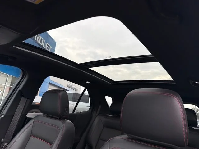 Used 2023 MOSAIC BLACK METALLIC Chevrolet RS image 28