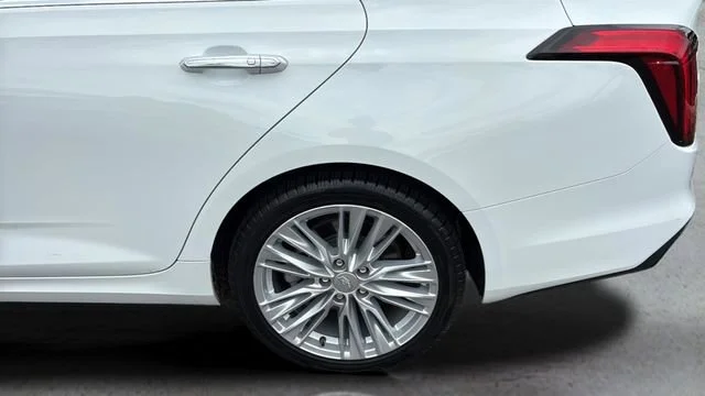 Used 2022 Summit White Cadillac Premium Luxury image 34