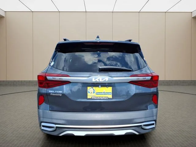 Used 2022 Gray Kia SX image 10