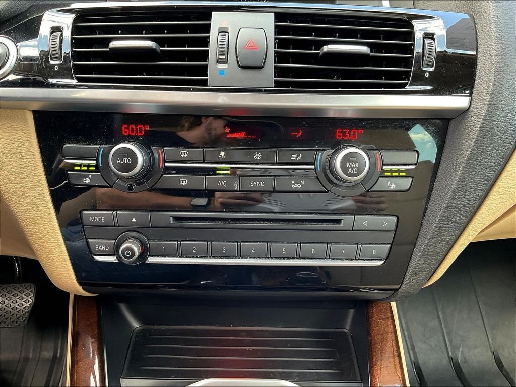 Used 2017 Black BMW sDrive28i image 18