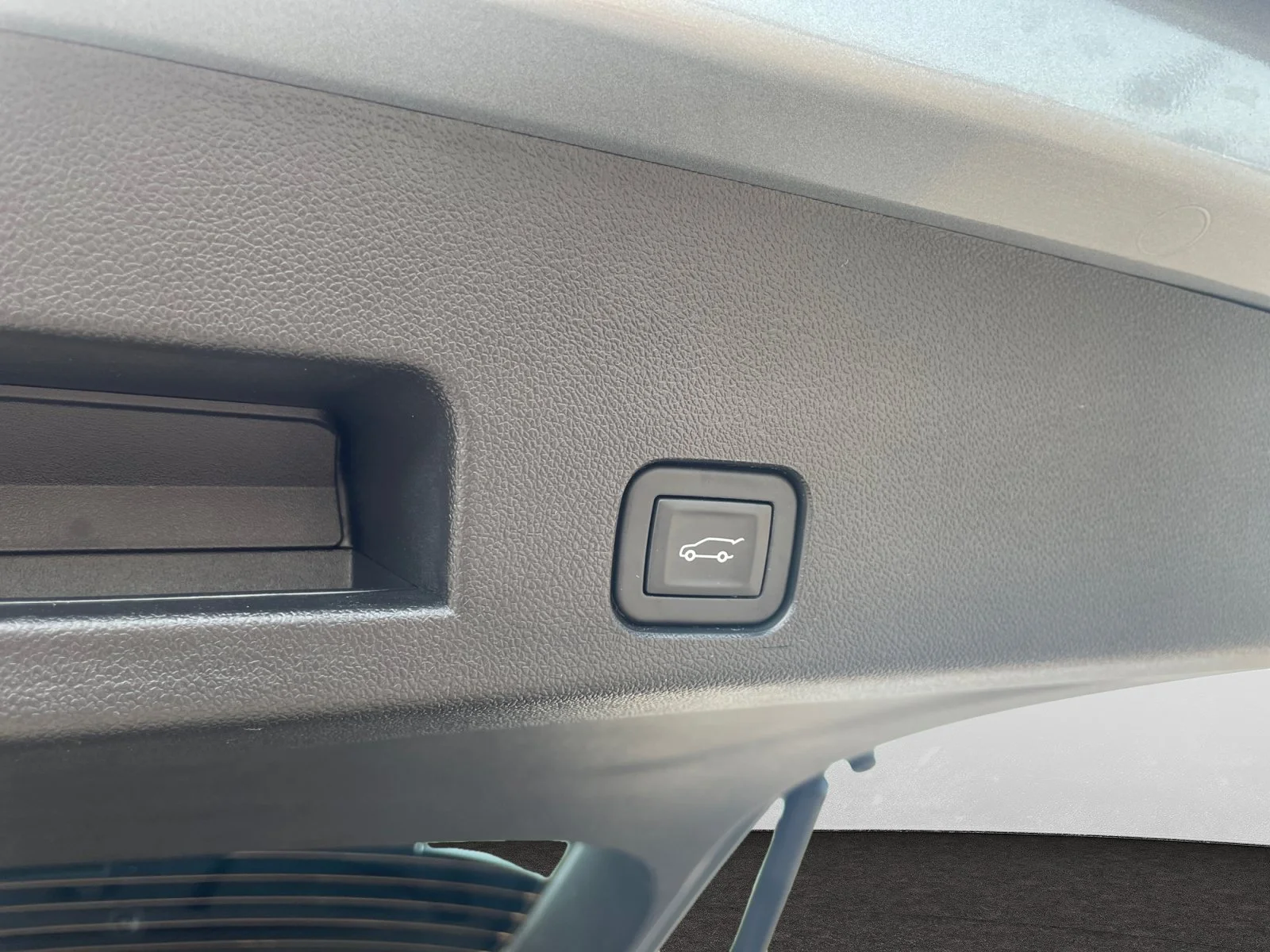 Used 2026 Silver GMC AT4 AWD Leather 7 Passenger image 8