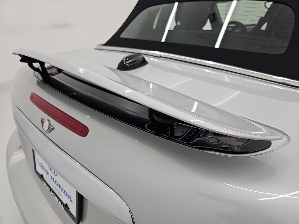 Used 2014 Silver MINI Base image 38