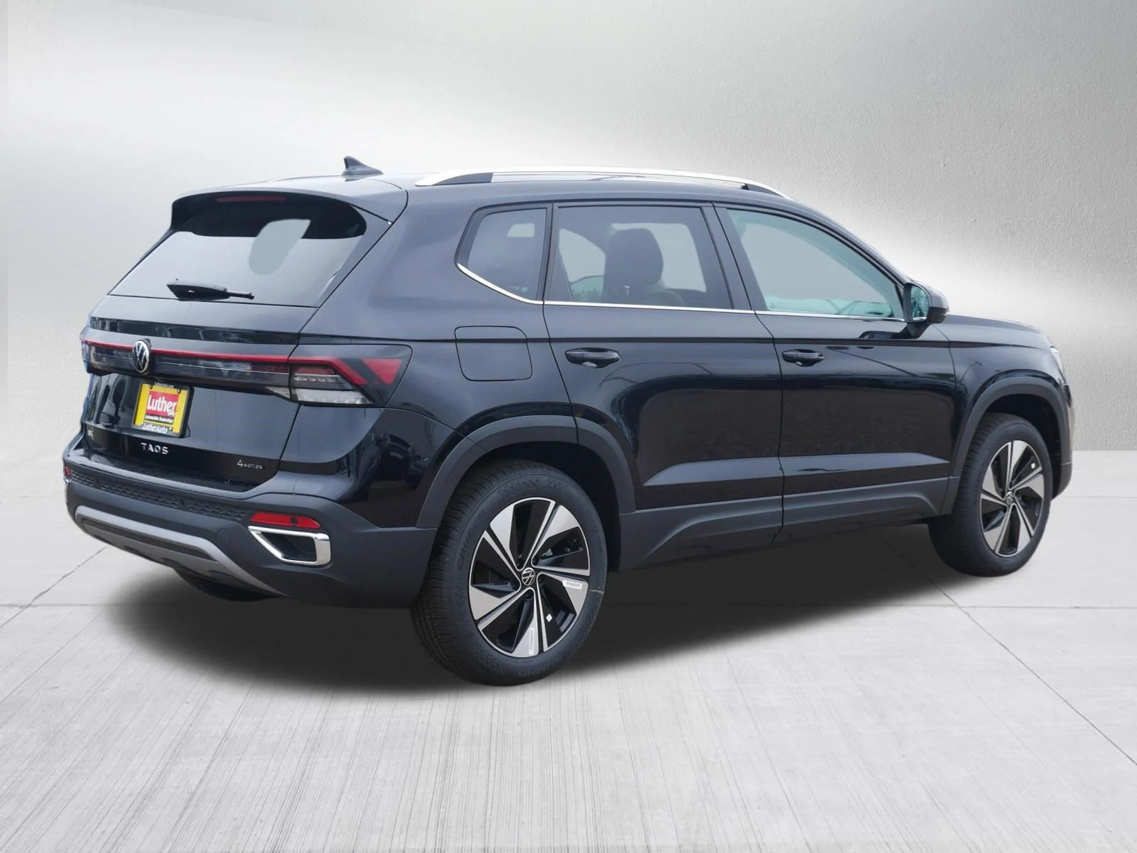 New 2026 Deep Black Pearl Volkswagen SE image 3